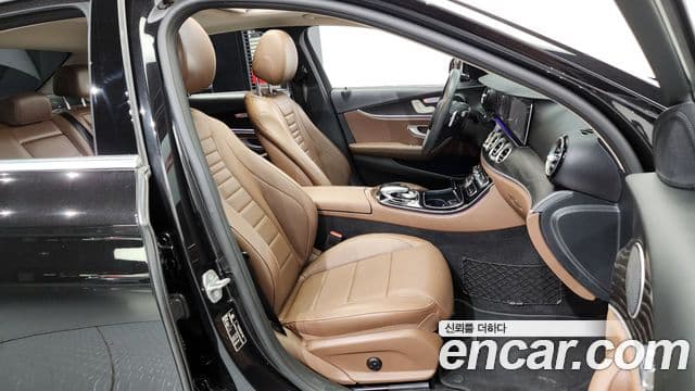 Mercedes-Benz E-класс W213 E300 Avantgarde Intelligent Drive, 2017 11