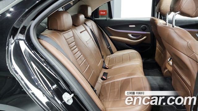 Mercedes-Benz E-класс W213 E300 Avantgarde Intelligent Drive, 2017 12