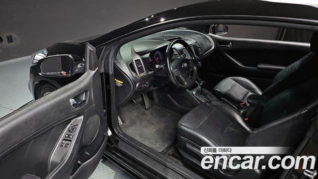 Kia K3 купе Noblesse, 2015 11