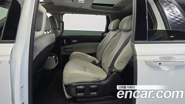 Kia Carnival 4세대 Signature, 2023 12