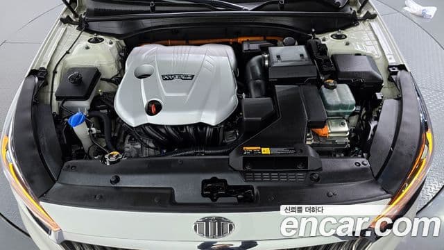 Kia All New K7 гибрид Noblesse, 2017 6