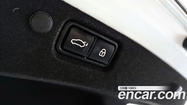 Kia All New K7 гибрид Noblesse, 2017 20