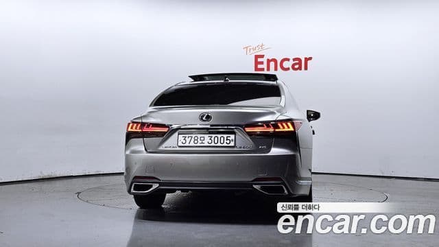 Lexus LS500 5세대 3.5 Platinum AWD, 2021 4