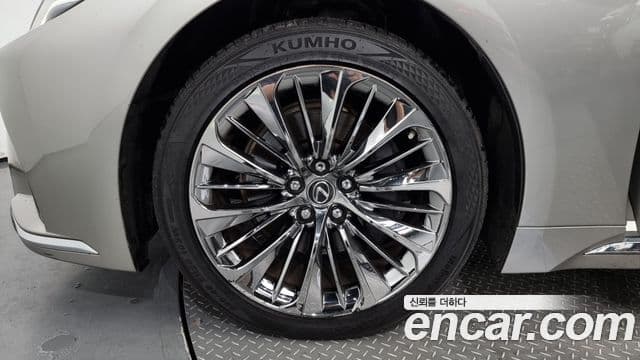 Lexus LS500 5세대 3.5 Platinum AWD, 2021 все фото