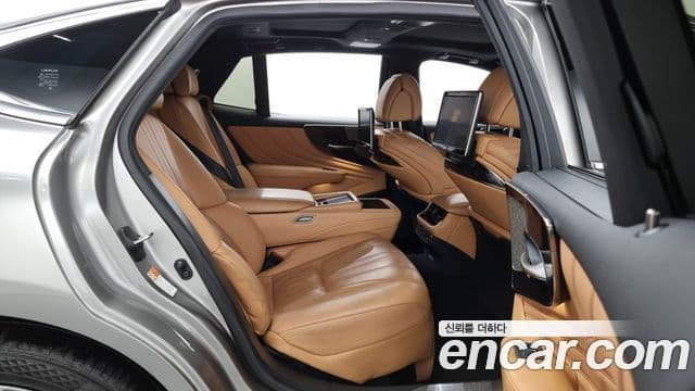 Lexus LS500 5세대 3.5 Platinum AWD, 2021 12