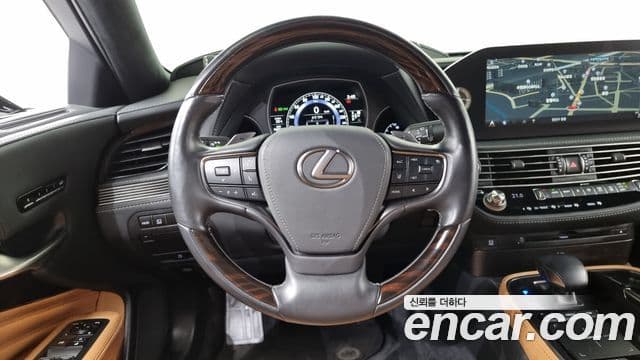 Lexus LS500 5세대 3.5 Platinum AWD, 2021 13