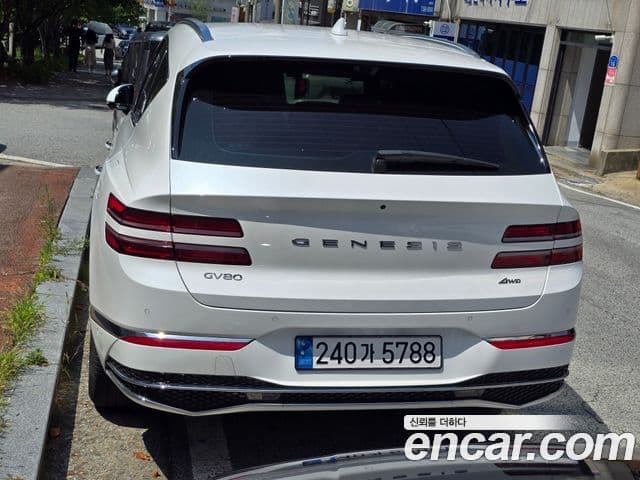 Genesis GV80, 2024 4