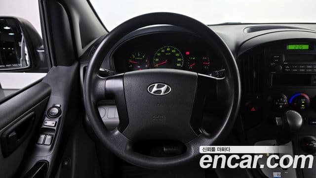 Hyundai Grand Starex CVX Deluxe, 2015 13