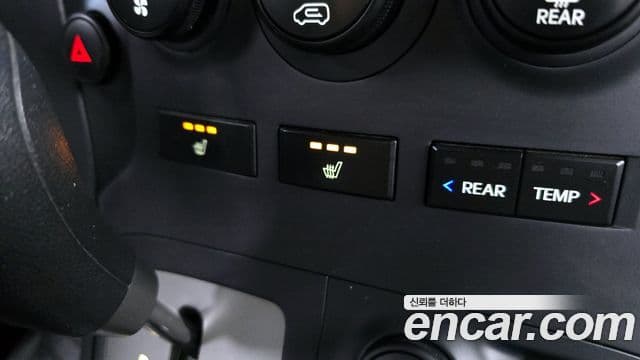 Hyundai Grand Starex CVX Deluxe, 2015 16