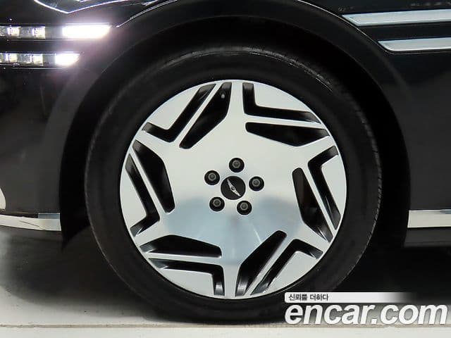 Genesis G90 (RS4) бензин 3.5 турбо e-S/C AWD LWB, 2022 20