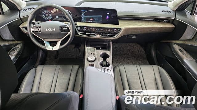 Kia K8 Trendy(таксомоторный тип), 2024 7