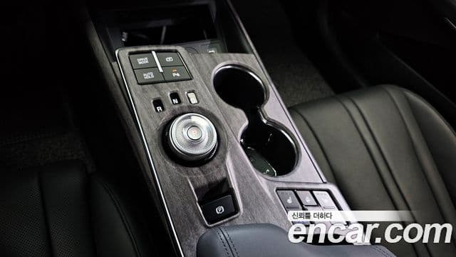 Kia K8 Trendy(таксомоторный тип), 2024 9