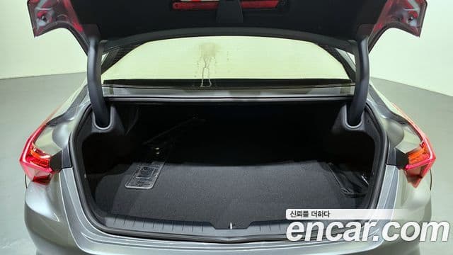 Kia K8 Trendy(таксомоторный тип), 2024 20