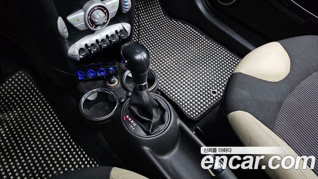 Mini Cooper 클럽맨 1세대, 2009 9