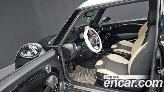 Mini Cooper 클럽맨 1세대, 2009 10