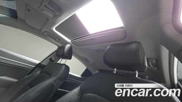 Hyundai Avante AD Special, 2016 11