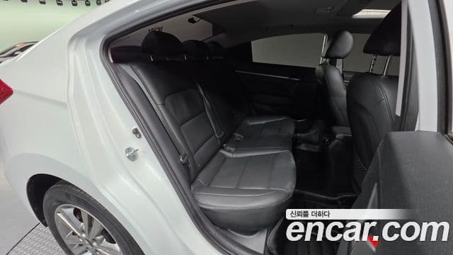 Hyundai Avante AD Special, 2016 19