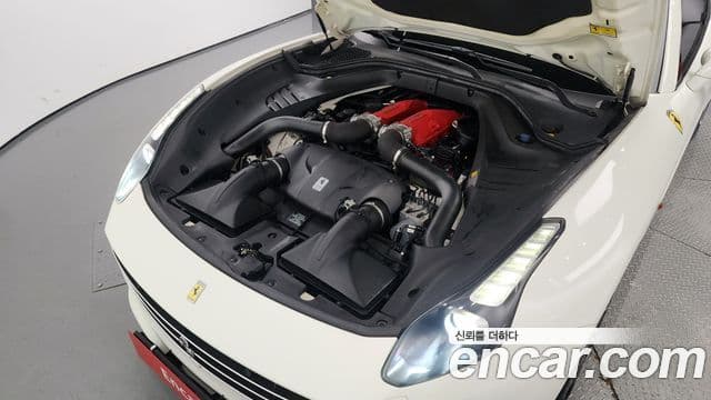 Ferrari 캘리포니아 T 3.9 V8, 2016 6