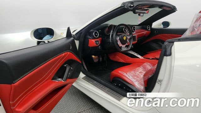 Ferrari 캘리포니아 T 3.9 V8, 2016 10