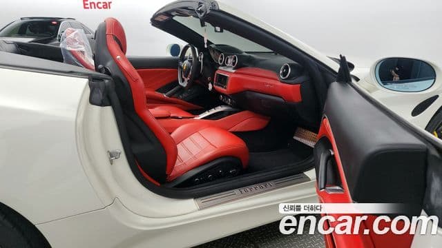 Ferrari 캘리포니아 T 3.9 V8, 2016 11