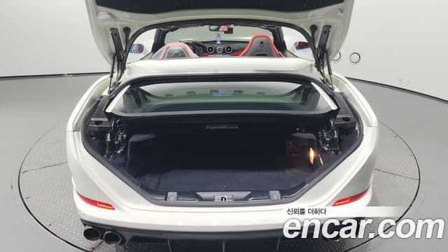 Ferrari 캘리포니아 T 3.9 V8, 2016 20