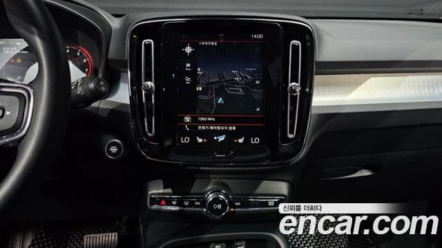 Volvo XC40 T4 Momentum, 2019 14