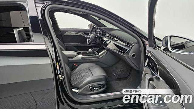 Audi S8 (D5) 4.0 TFSI Quattro LWB, 2021 11