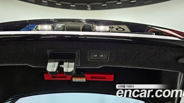 Audi S8 (D5) 4.0 TFSI Quattro LWB, 2021 20