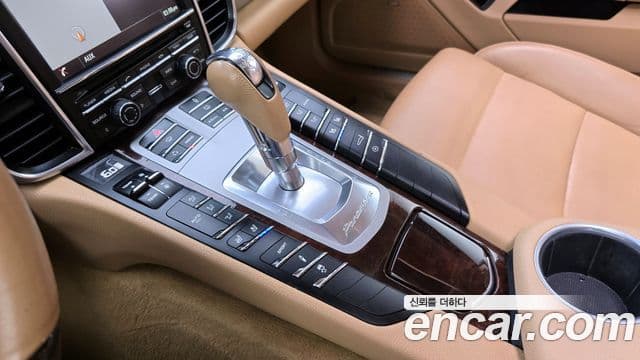 Porsche Panamera 3.0 дизель Platinum Edition, 2013 9