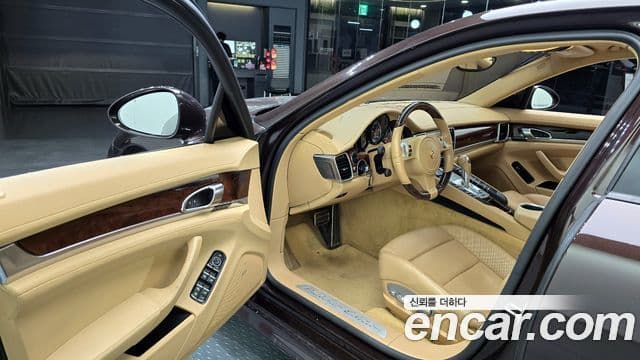 Porsche Panamera 3.0 дизель Platinum Edition, 2013 11