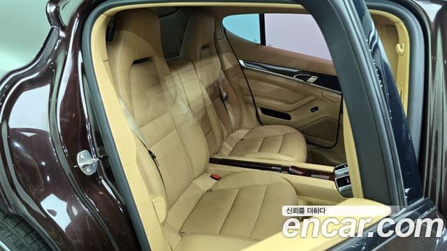 Porsche Panamera 3.0 дизель Platinum Edition, 2013 12