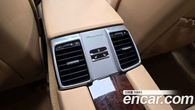 Porsche Panamera 3.0 дизель Platinum Edition, 2013 19