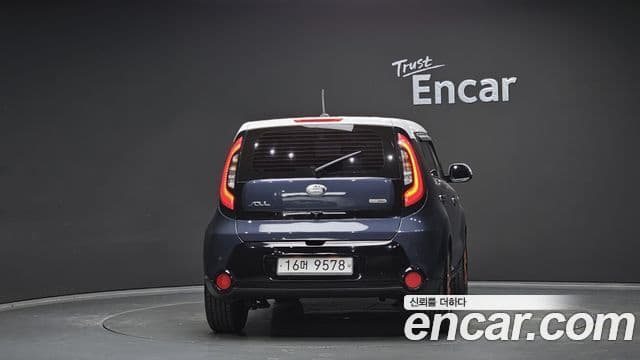 Kia All New Soul 1.6 дизель Noblesse Brown Zone, 2014 4