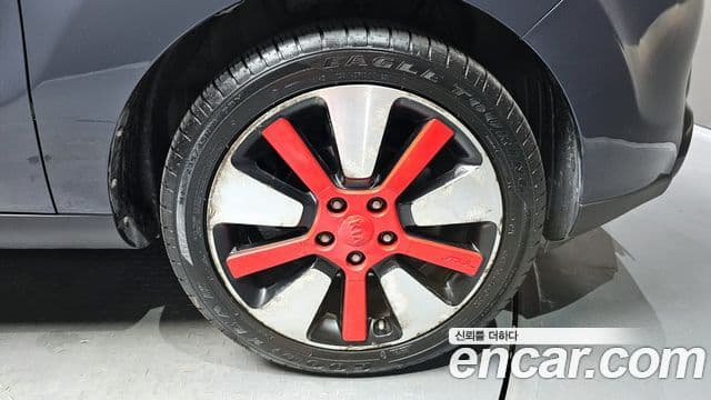 Kia All New Soul 1.6 дизель Noblesse Brown Zone, 2014 все фото