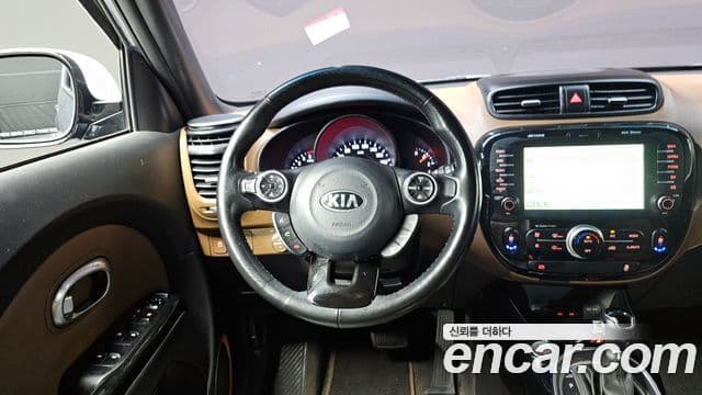 Kia All New Soul 1.6 дизель Noblesse Brown Zone, 2014 13