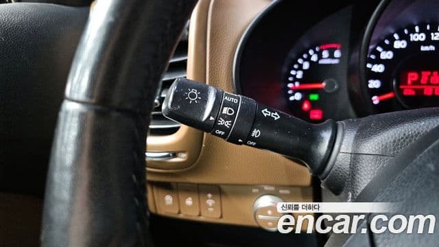 Kia All New Soul 1.6 дизель Noblesse Brown Zone, 2014 17