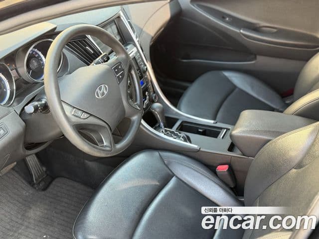 Hyundai YF Sonata Luxury, 2011 7