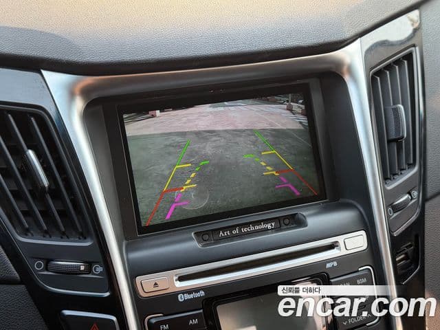 Hyundai YF Sonata Luxury, 2011 13