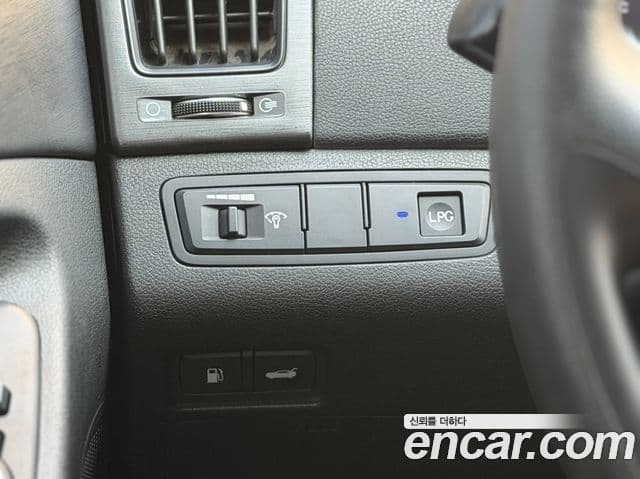 Hyundai YF Sonata Luxury, 2011 15