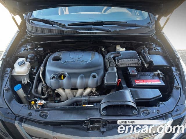 Hyundai YF Sonata Luxury, 2011 18