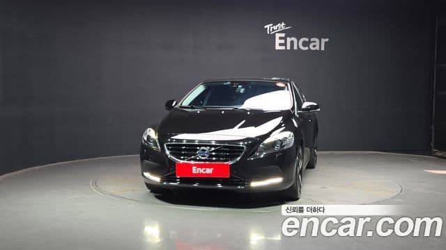 Volvo V40 2세대, 2016 3