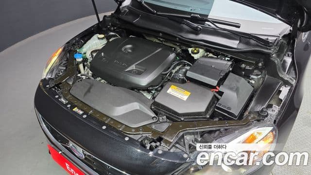 Volvo V40 2세대, 2016 6