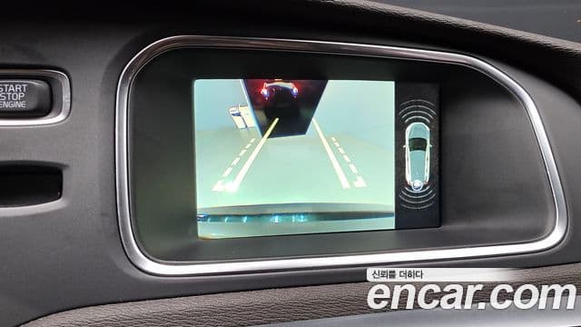 Volvo V40 2세대, 2016 16