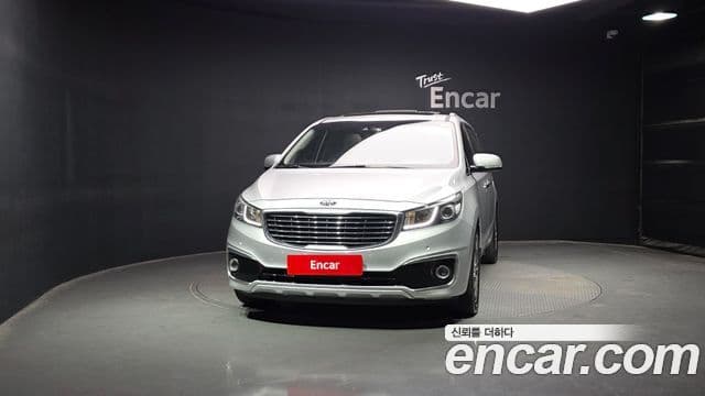 Kia All New Carnival Noblesse, 2015 3