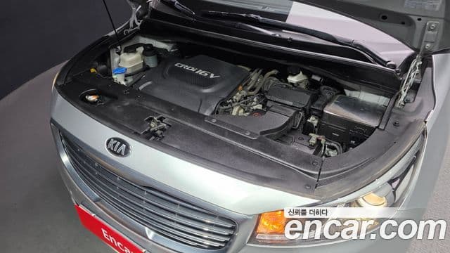 Kia All New Carnival Noblesse, 2015 6