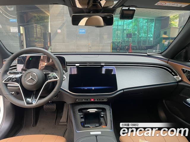 Mercedes-Benz E-класс W214 Avantgarde, 2025 15