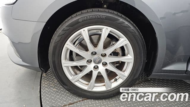 Audi A4 (B9), 2019 все фото