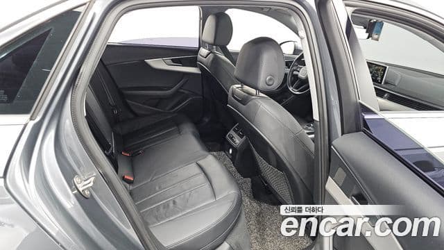 Audi A4 (B9), 2019 12