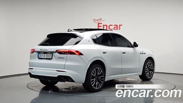 Maserati Grecale 2.0 AWD GT, 2023 2