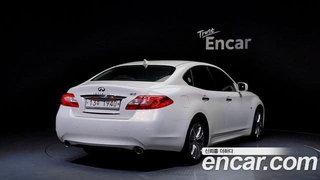 Infiniti M37 Y51, 2012 2